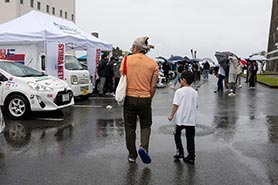 会場・人物