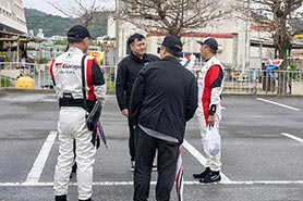 会場・人物