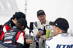 会場・人物