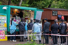 会場・人物