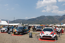 会場・人物