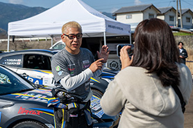 会場・人物