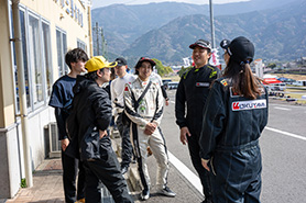 会場・人物