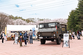 会場・人物