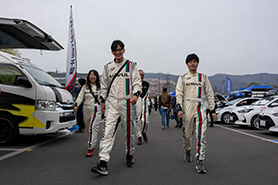 会場・人物