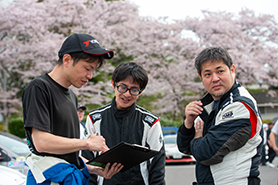 会場・人物