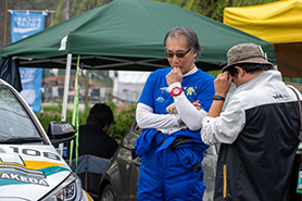 会場・人物