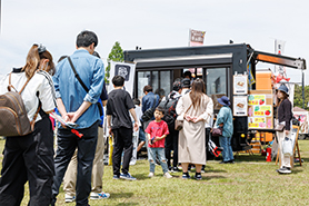 会場・人物