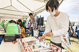 会場・人物