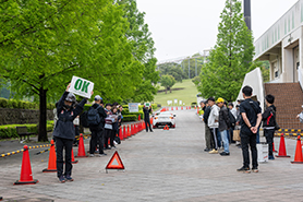 会場・人物