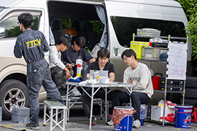 会場・人物
