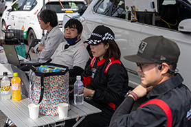 会場・人物
