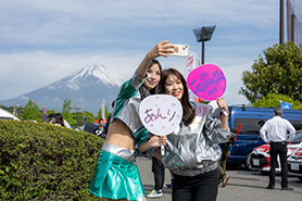 会場・人物