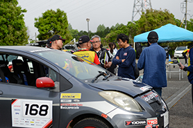 会場・人物