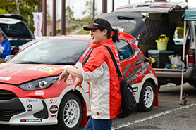 会場・人物
