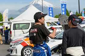 会場・人物