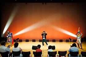 会場・人物
