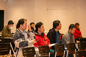 会場・人物