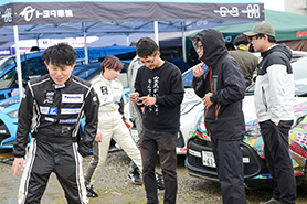 会場・人物