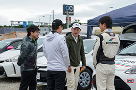 会場・人物