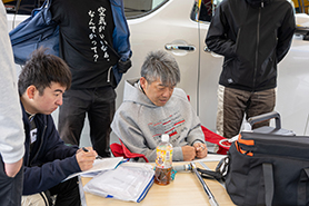 会場・人物
