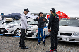 会場・人物