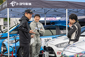会場・人物