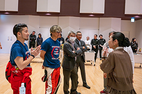 会場・人物