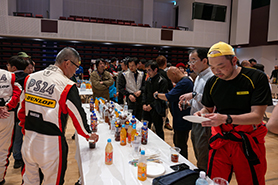 会場・人物