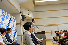 会場・人物