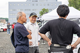 会場・人物