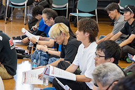 会場・人物