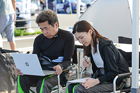 会場・人物