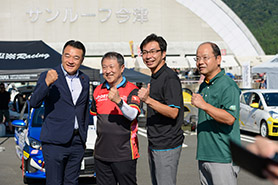 会場・人物