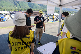 会場・人物