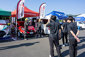 会場・人物