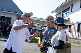 会場・人物