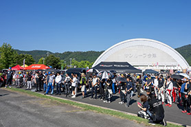 会場・人物
