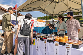 会場・人物
