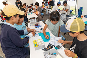 会場・人物