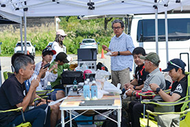 会場・人物
