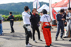 会場・人物
