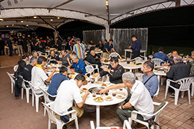 会場・人物