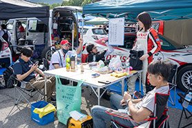 会場・人物