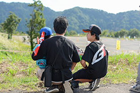 会場・人物
