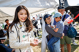 会場・人物