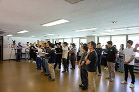 会場・人物