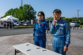 会場・人物