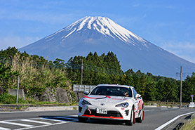 会場・人物