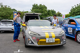 会場・人物